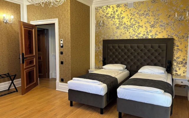 Oficerski Yacht Club Resort & Spa