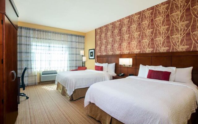 Courtyard Homestead Marriott