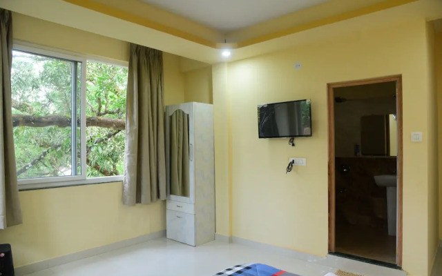 Laxmi Empire Guest House