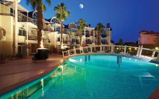 Seahorse Deluxe Hotel