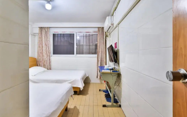 Huadu Hostel