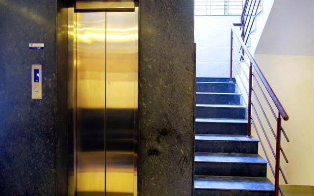 OYO 7898 Hotel Al Fa Inn