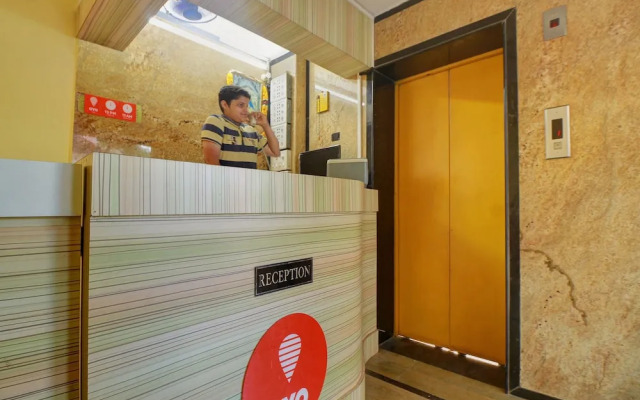 Oyo 18976 Mascot Inn