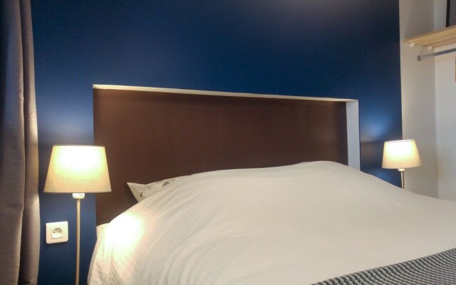 Unsejouranantes - Le Magellan