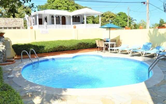 Apartal Hotel KMA
