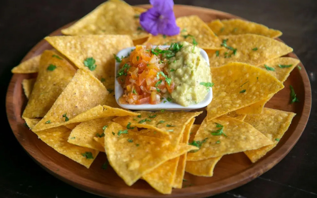 LaBomie Uluwatu