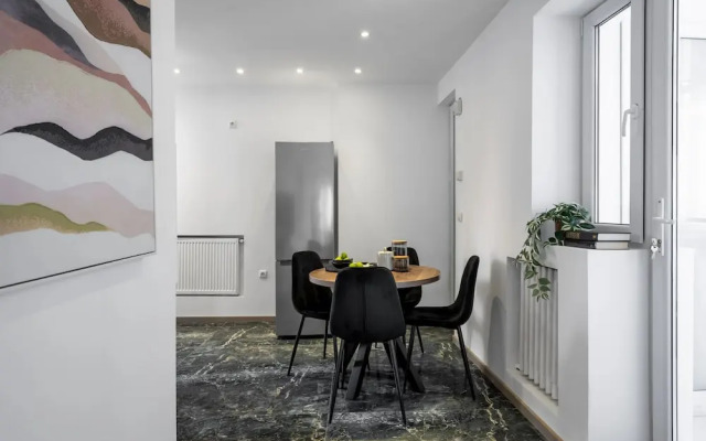 Grand 3BR Near Athenaeum Calea Victoriei