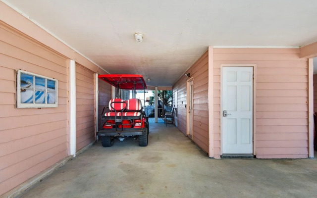 Pelican Point 2 Bedroom Townhouse by RedAwning