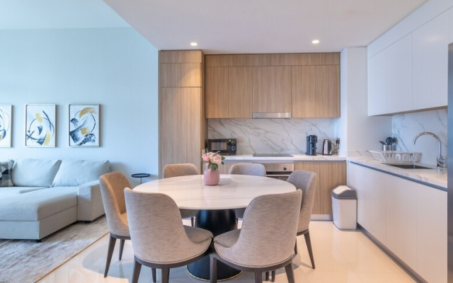 Homesgetaway- 2BR in Beach Vista Tower 2
