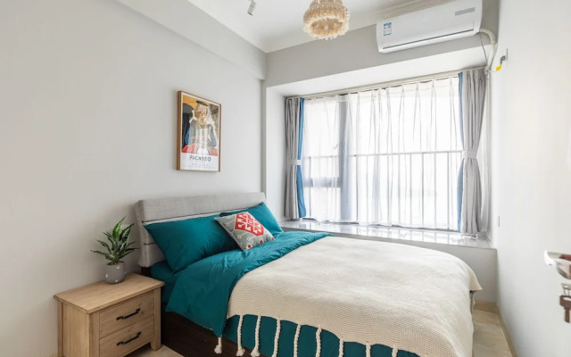 Locals Boutique Apartment WanzaiCEC No.6