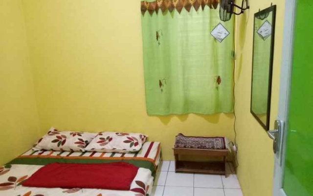 Habibi Homestay Syariah – Guest Rooms – Sleman