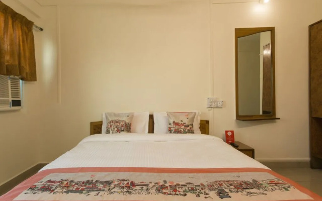 Kamini Hotel