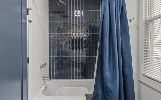 Trendy & Cozy Fishtown Game Room