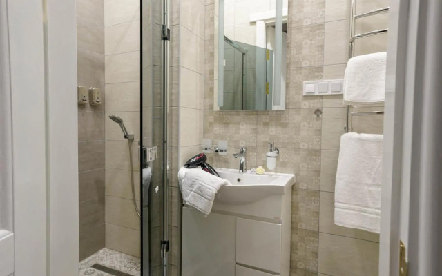 Lviv Suites at Shopena st. 4