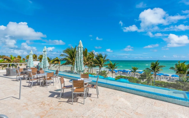 MARENAS BEACH RESORT by Miami And The Beaches Rentals