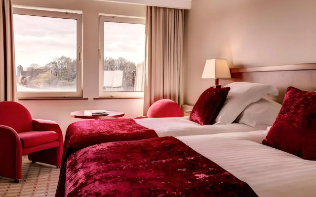 Stormont Hotel