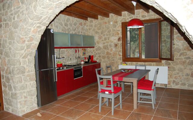 Pyrgos Luxury Country Home