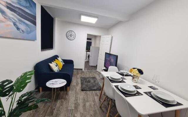 West Street 3-Bed 3-Ensuite Apartment Leicester