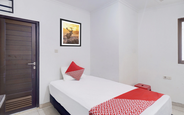 Townhouse Oak Gunung Sahari Near Ancol – Guest Rooms – Jakarta