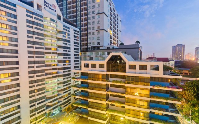 Court Wing Hotel Sukhumvit Bangkok