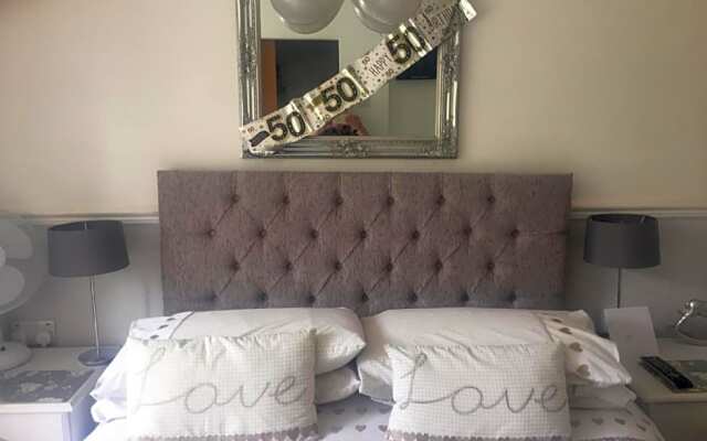 Glan Llugwy Holiday Home