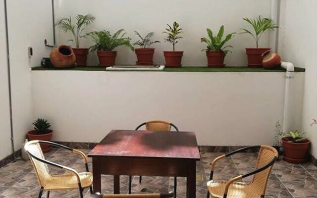 Hostal Cordillera Azul