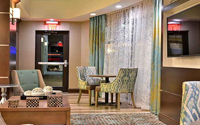 Holiday Inn Express Hotel & Suites Schulenburg by IHG