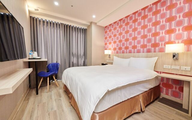 COMMA Boutique Hotel