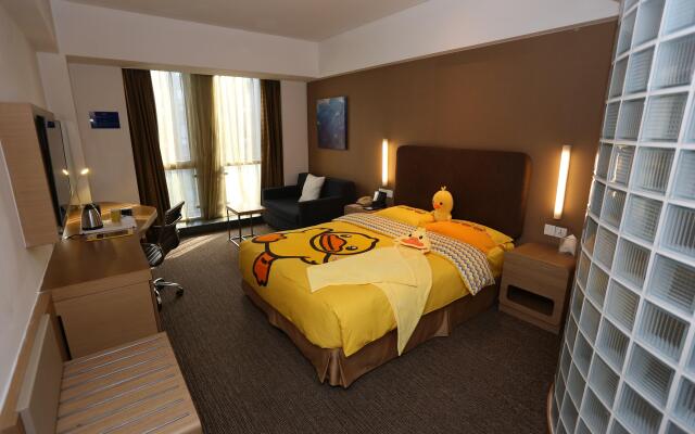 Holiday Inn Express Shanghai Jinsha by IHG