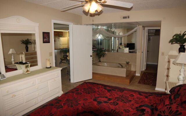 Windjammer 407 Condo