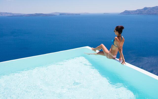 Canaves Oia Suites - Small Luxury Hotels of the World