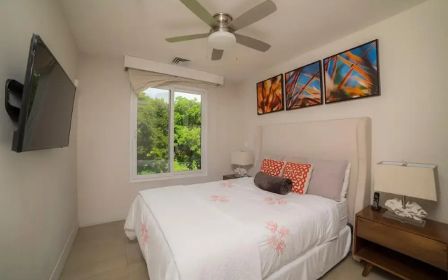 Miramar 6A 3 Bedr 3 Bath Ocean View
