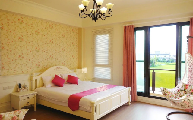 Green Field & Sunshine