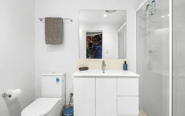 Bespoke East Perth - Sleeps 2 - Superior Wifi