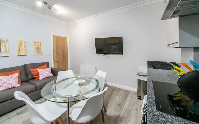 14 Helena House Lux Apartment