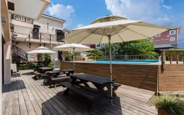 Buan Byeonsanbando Provence Pension