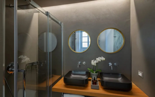 Santo Spirito Exclusive