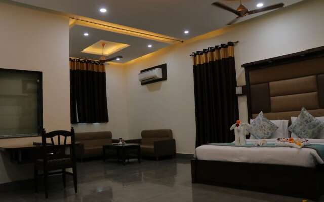 Hotel Clarks Inn Express Bharatpur