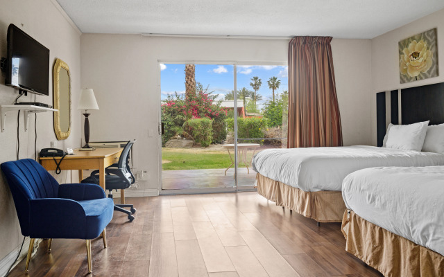 Sol Springs Inn