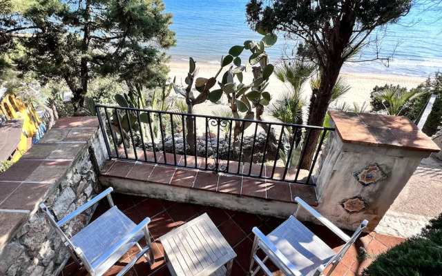 Aeneas' Landing Resort
