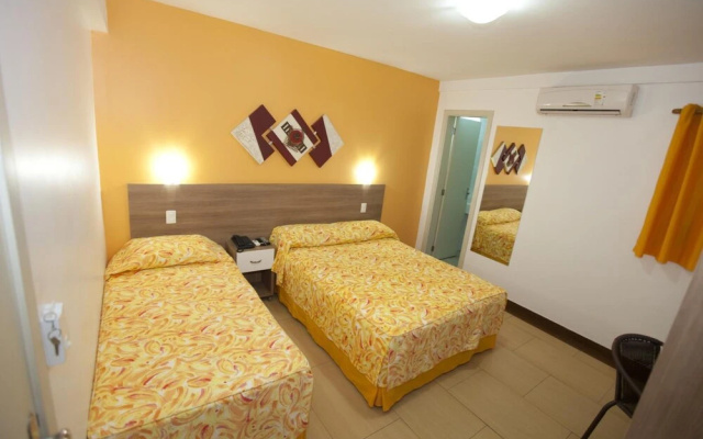 Oly Plaza Hotel