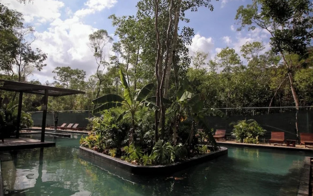 Private & Exclusive Apt Garden pool