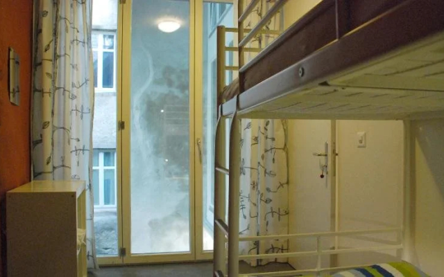 Hostel Tabakhuesli