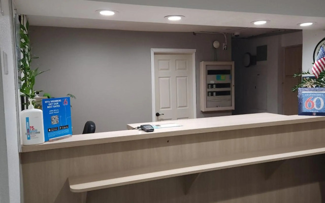 Motel 6 Alamogordo, NM - фото 2