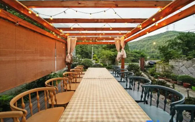 Anji Man Tun Ting Xin Shan Ye Xing Guang~Parent Child Vacation Homestay