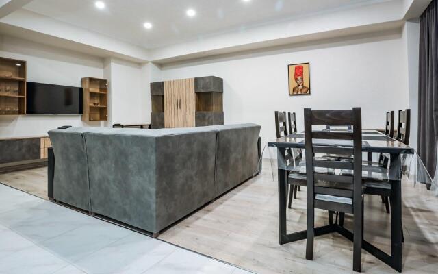 Stay Inn on Eznik Kokhbatsi Street 16