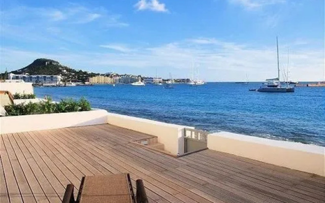 Aqualina Beach Club Unit 102