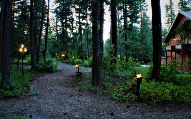 River Road Venue & Lodging