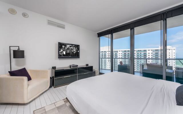 Luxurious Private Residences at W Hotel South Beach by LRMB