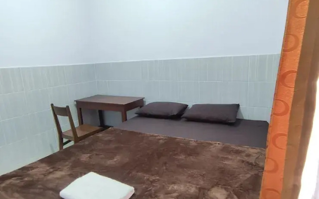 Super OYO 93173 Khazanah Room Syariah